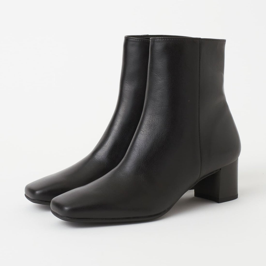 ダイアナ DIANA スクエアトゥショートブーツ （黒カーフ