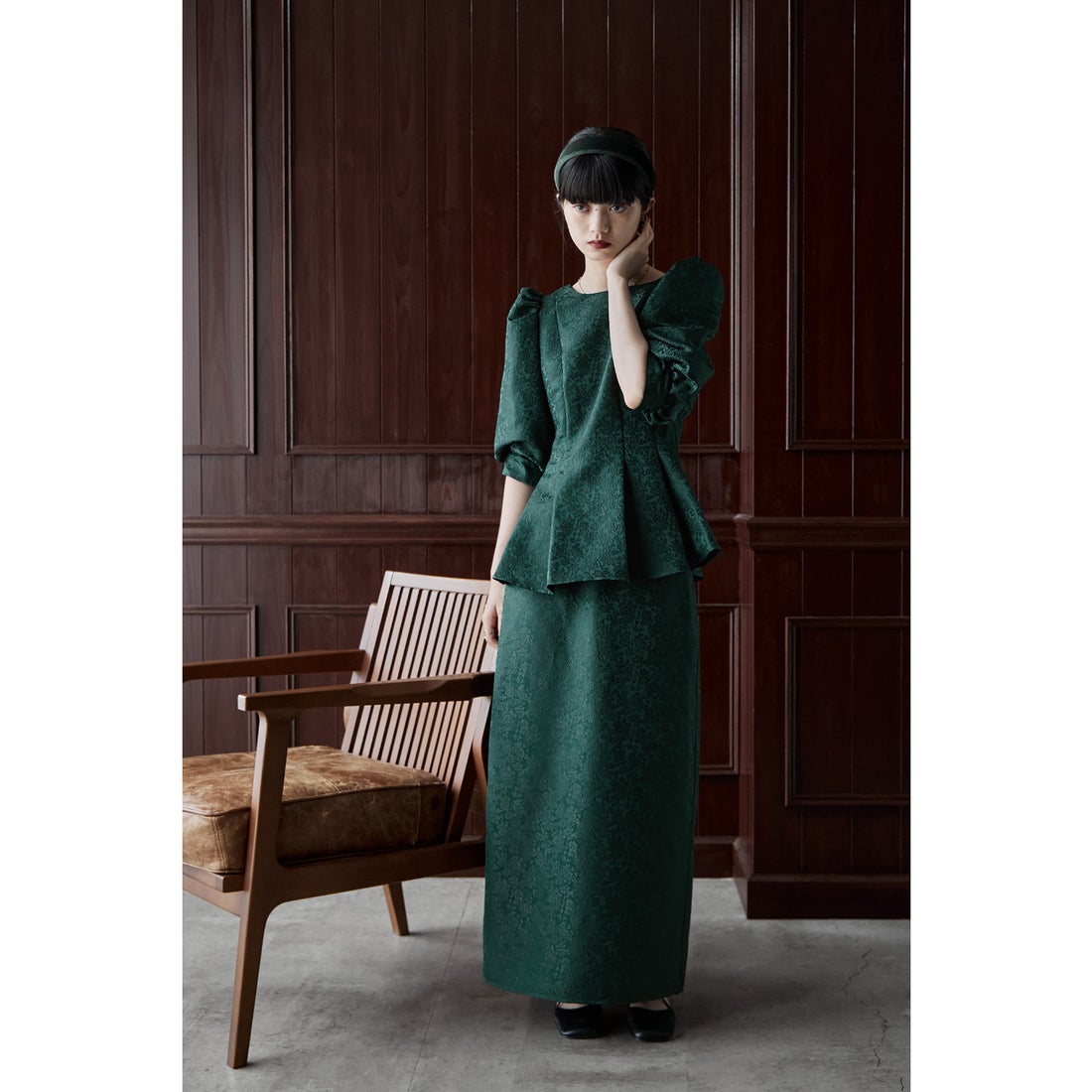 エトル etoll. フラワージャガードセットアップドレスペプラムブラウス