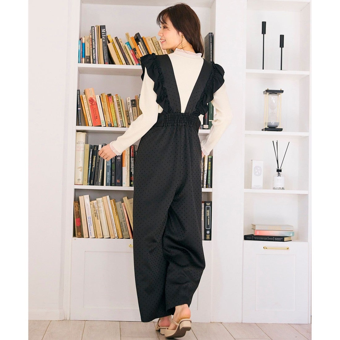 Feroux 【洗える】フリルショルダードット サロペット （ブラック系1