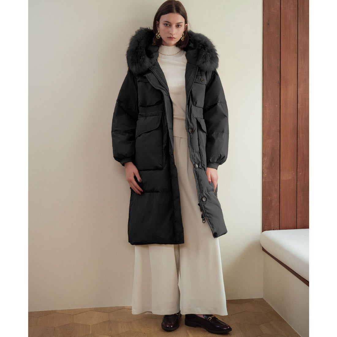 フロリア Flolia ラクーンファー付き 軽量 フーデッド ダウンコート