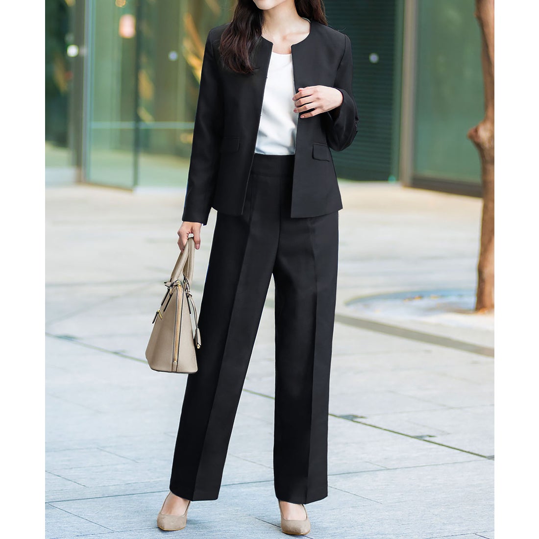 フロリア Flolia 【自宅で洗える】ノーカラージャケット&ストレート