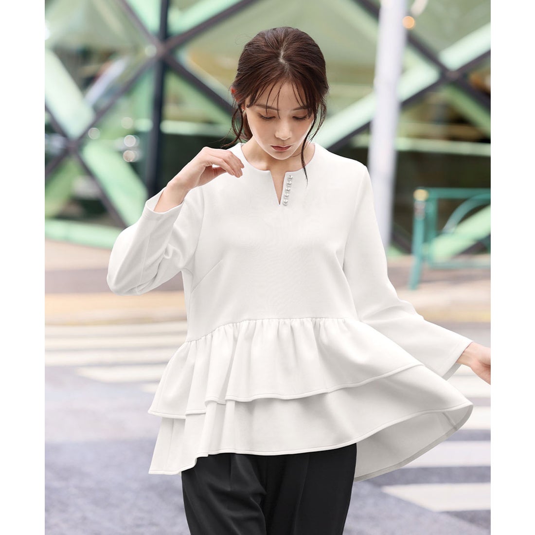 フロリア Flolia ティアードフリルブラウス テーパードパンツ 2点