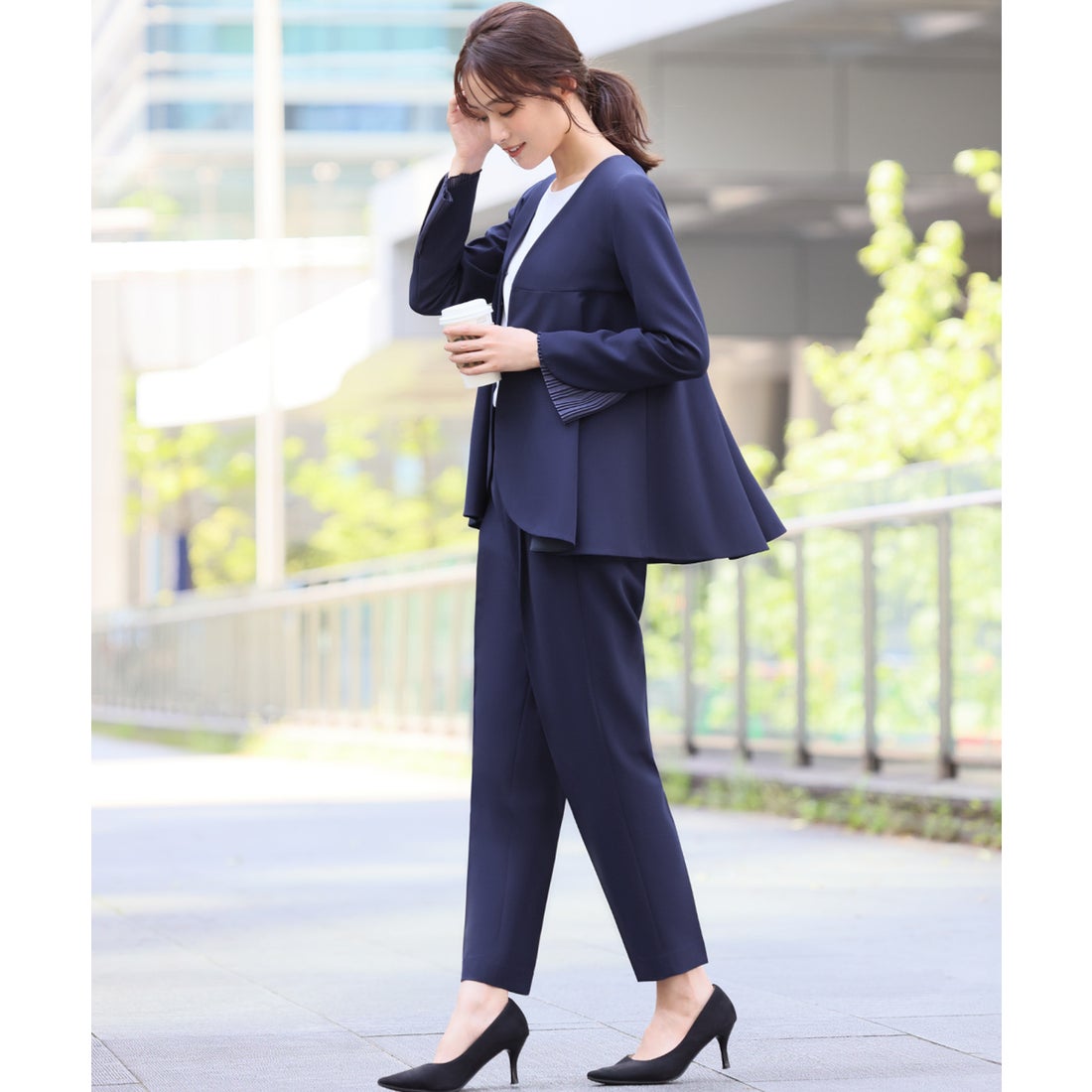 フロリア Flolia フレアジャケット テーパードパンツ セットアップ