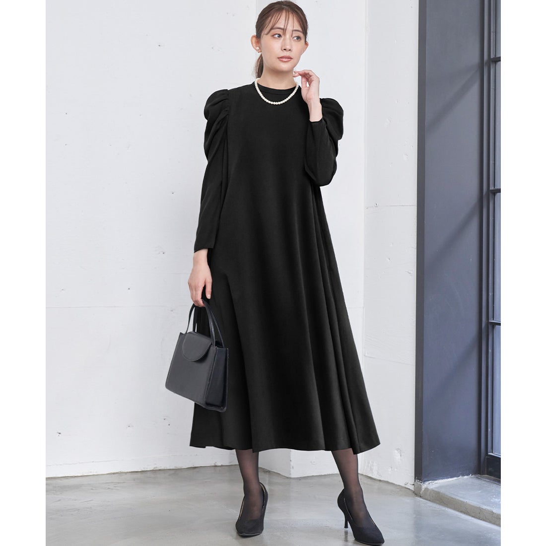 フロリア Flolia 【喪服・礼服】ギャザーショルダーロングフレア