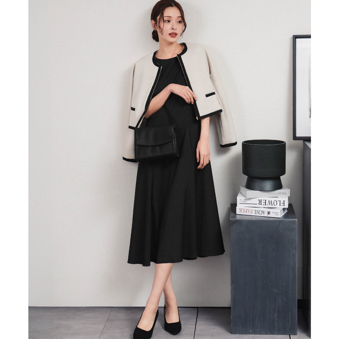 フロリア Flolia バイカラーラインノーカラージャケット フレア