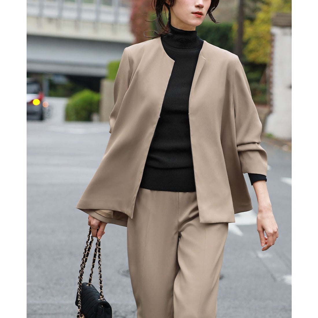 フロリア Flolia 洗える スーツ セットアップ パンツスーツ ノーカラー