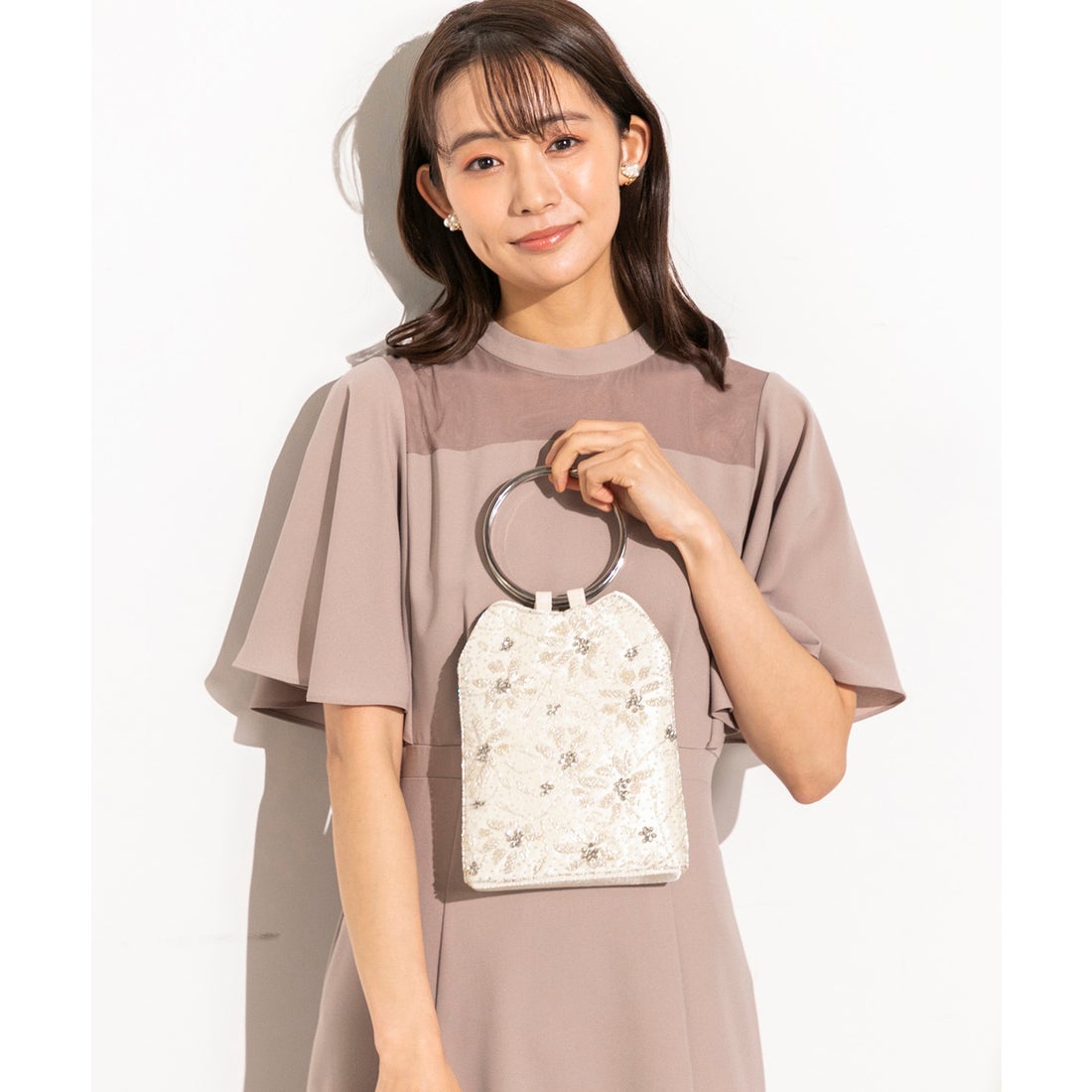 フォルムフォルマ form forma 華やか花柄ビーズ刺繍ハンドバッグ （黒