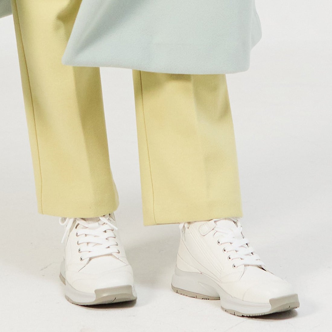 レースアップスニーカーブーツWoW500 （ホワイト） -fitfit(フィット