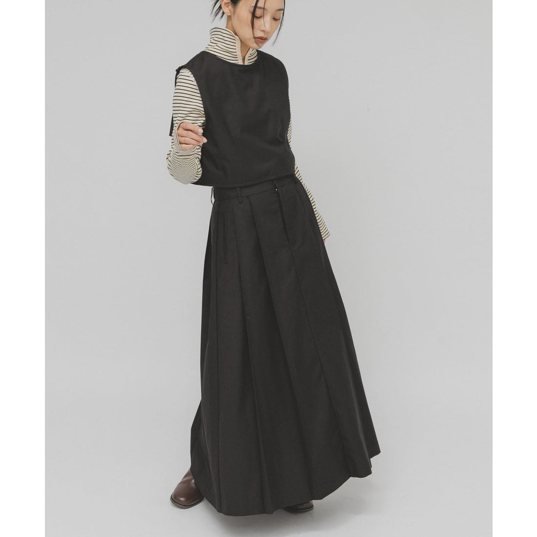 ケービーエフ KBF 2WAYベストセパレートワンピース （ブラック