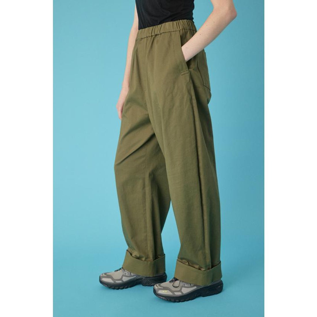 ヘリンドットサイ HeRIN.CYE Cocoon cuff pants （KHA
