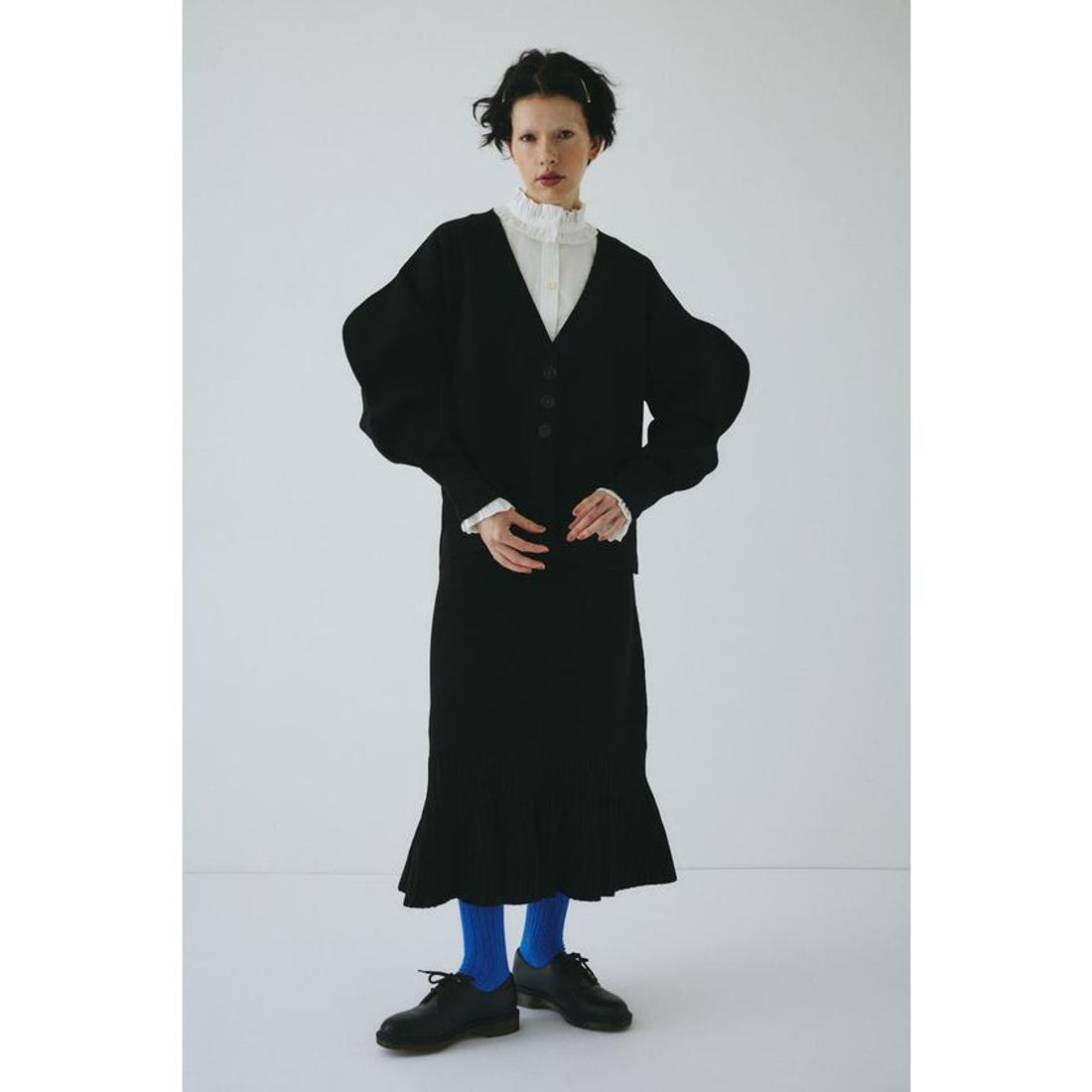 ヘリンドットサイ HeRIN.CYE ［予約］Mountain sleeve cardigan （BLK