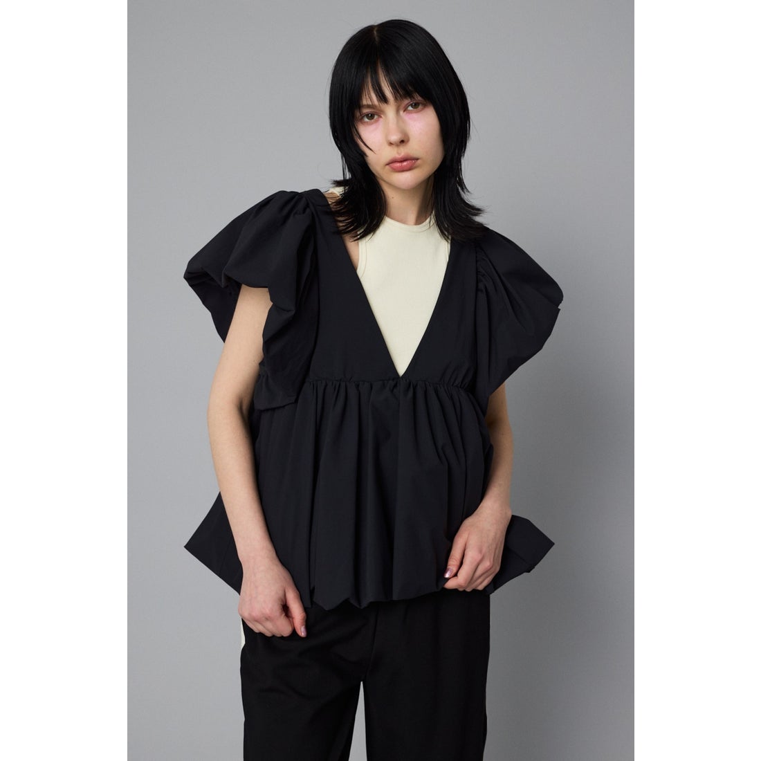 HeRIN.CYE ［予約］2way balloon hem tops BLK -ファッション通販