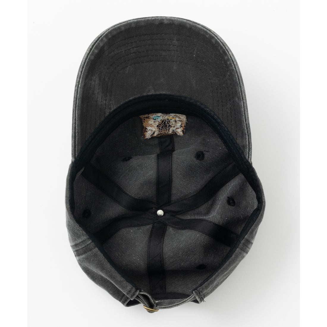 ジュビリー Jubilee おおきな猫顔刺繍キャップ アジャスター付