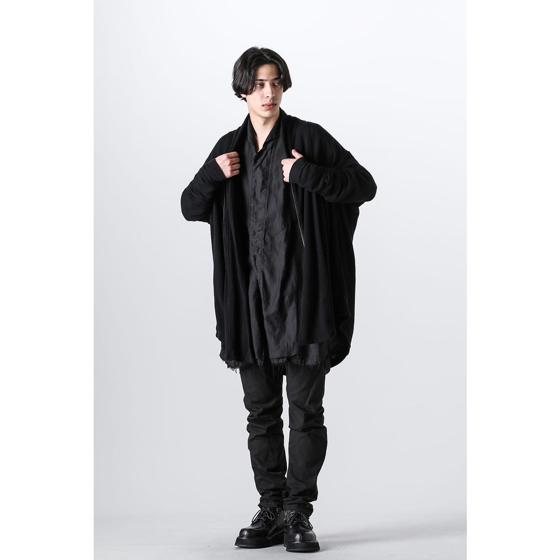 ユリウス JULIUS Wool Smooth Crape Knit Zip Hoodie （Black