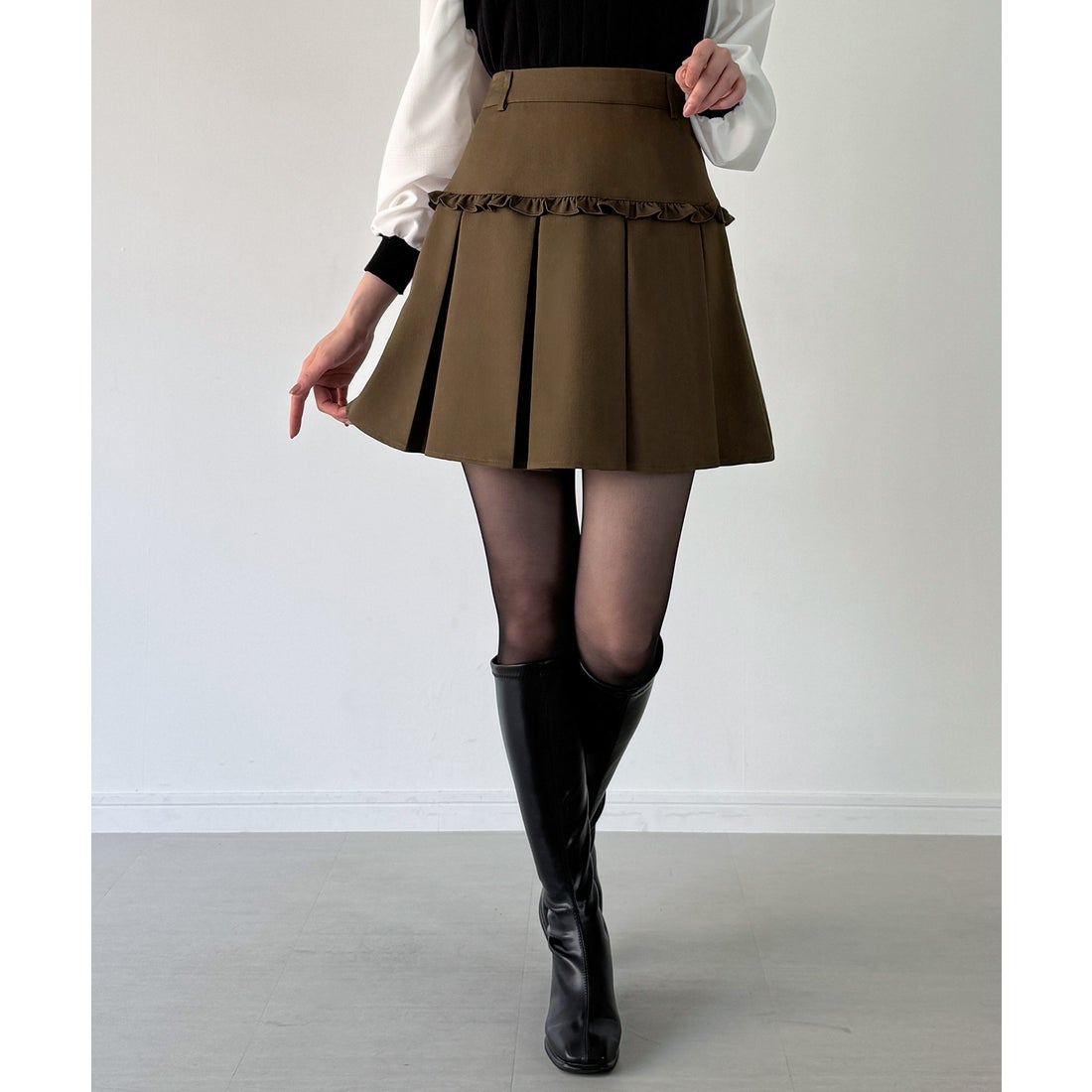 ジュノア JUNOAH フリルボックスプリーツスカート （ブラウン