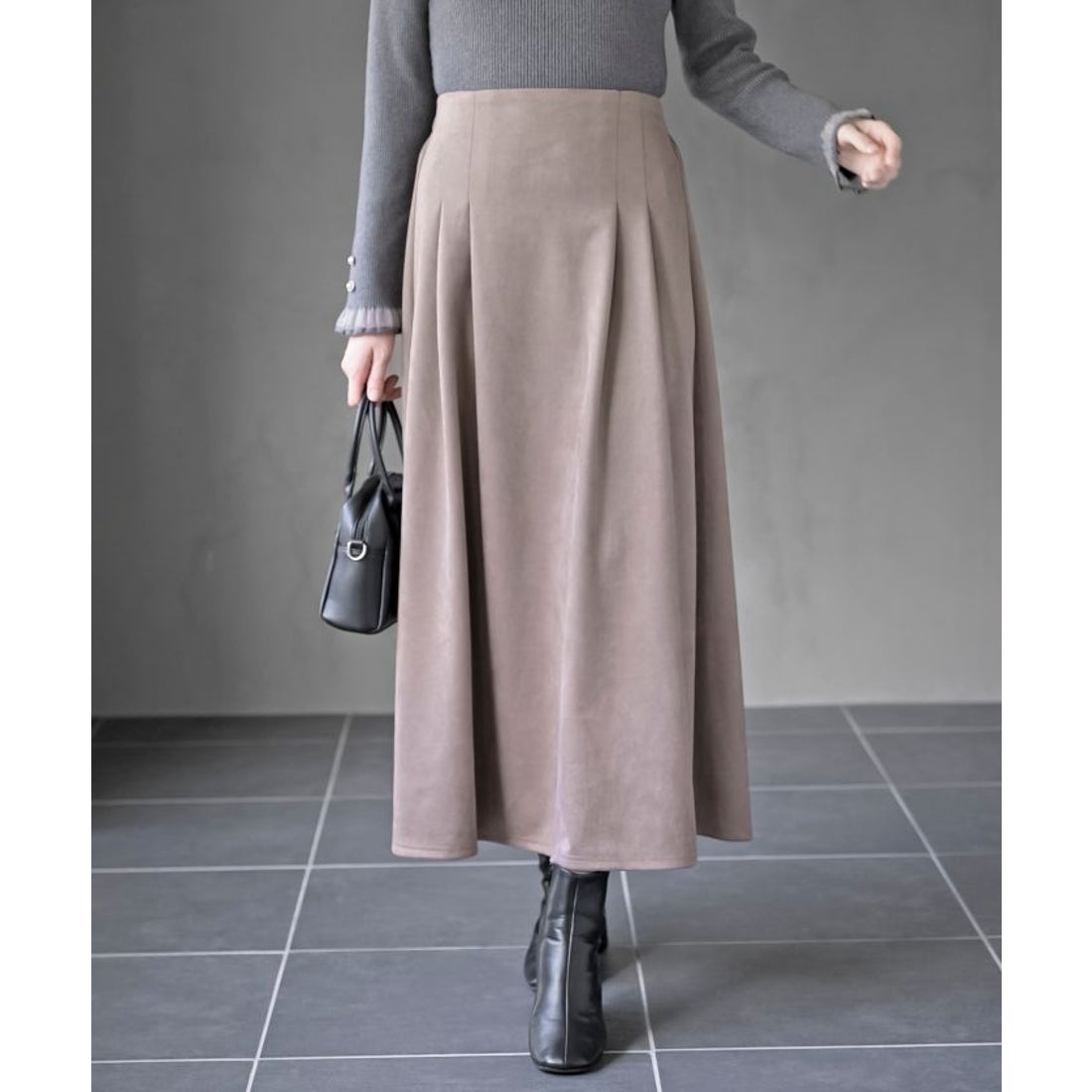 アールピーエス rps ポンチスエードフレアースカート （ダークグリーン