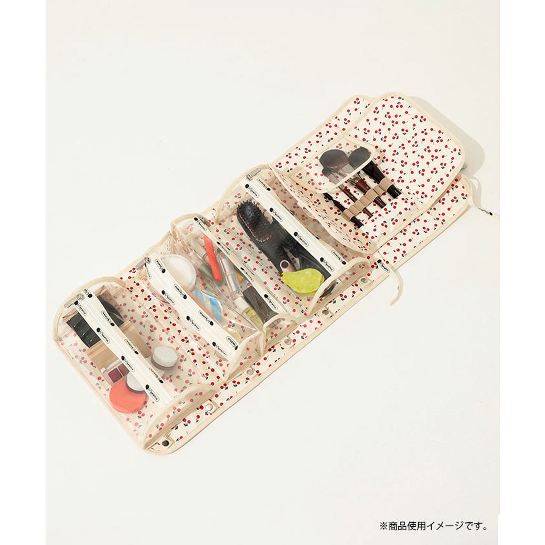 レスポートサック LeSportsac BEAUTY ROLL POUCH （チェリーレッド