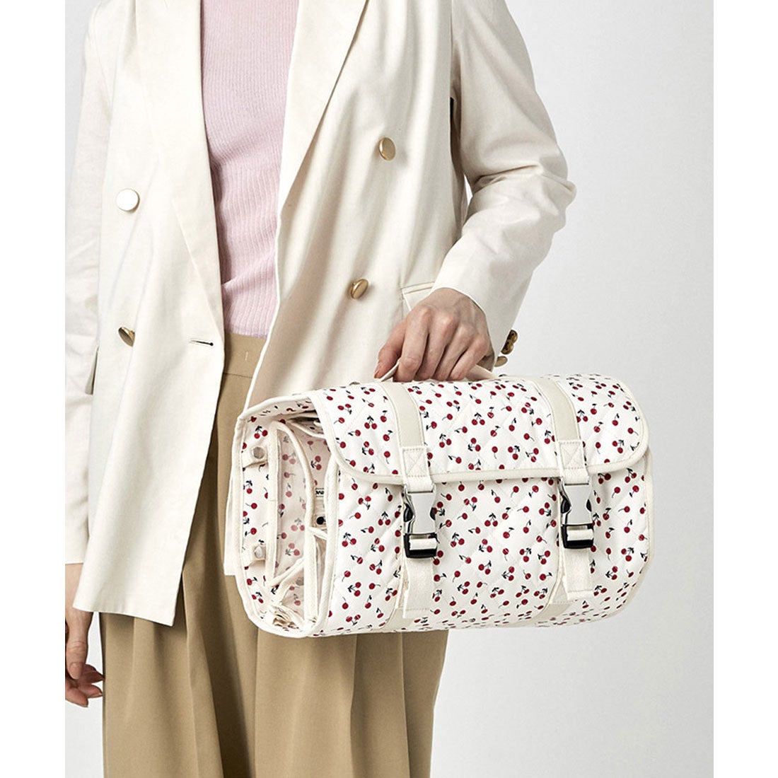 レスポートサック LeSportsac BEAUTY ROLL POUCH （チェリーレッド