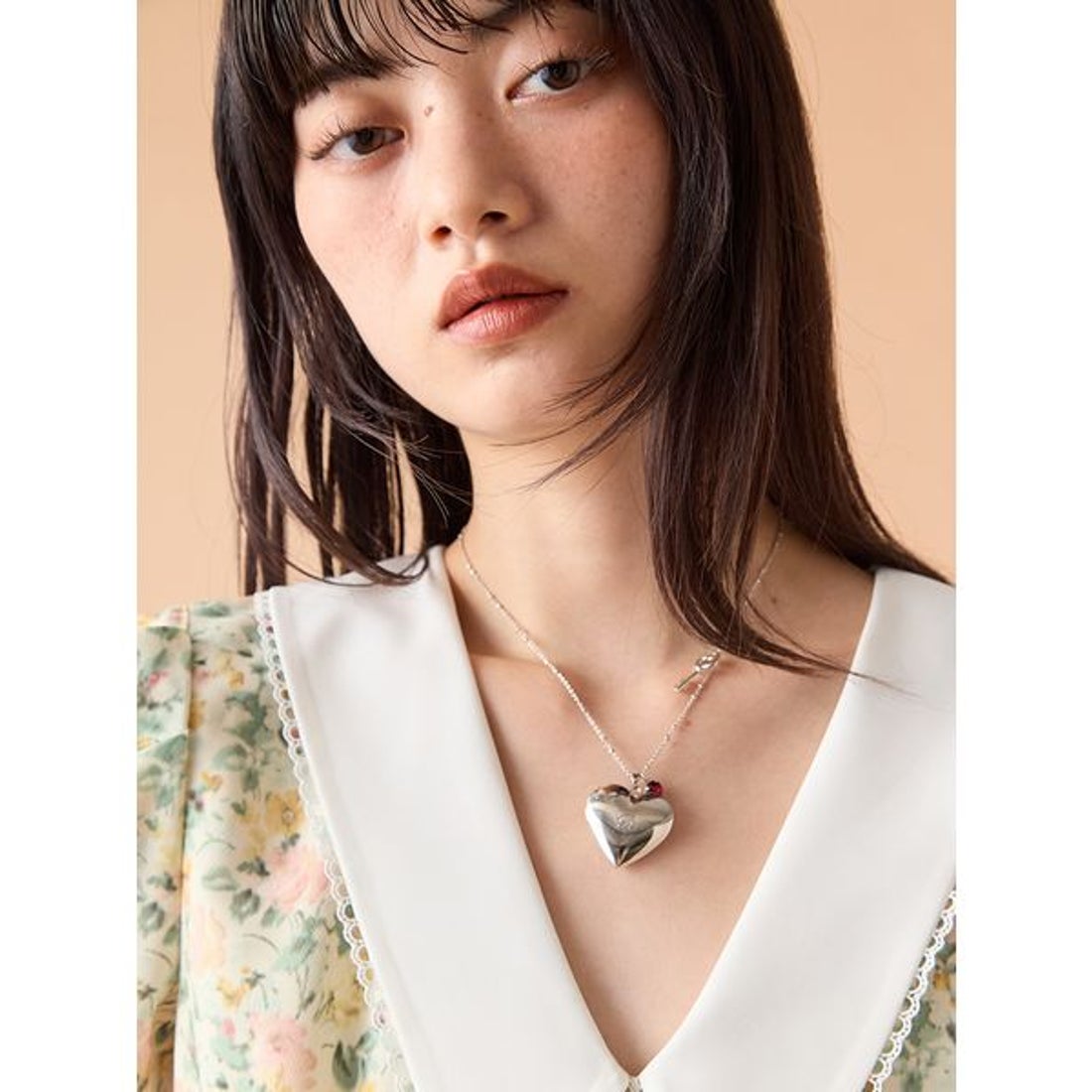 リリーブラウン LILY BROWN イニシャルハートロケットネックレス （RED