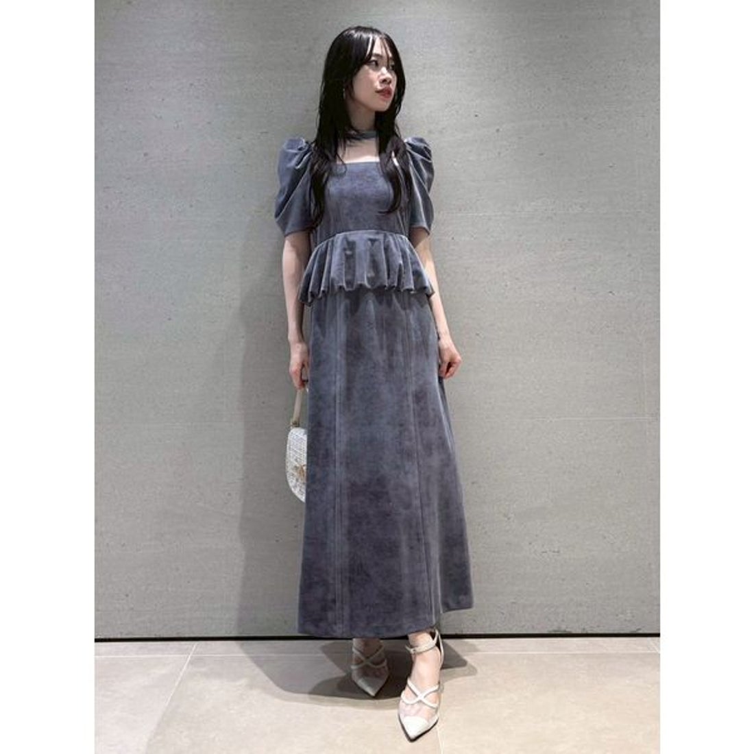 リリーブラウン LILY BROWN ペプラムベロアドレス （BLK