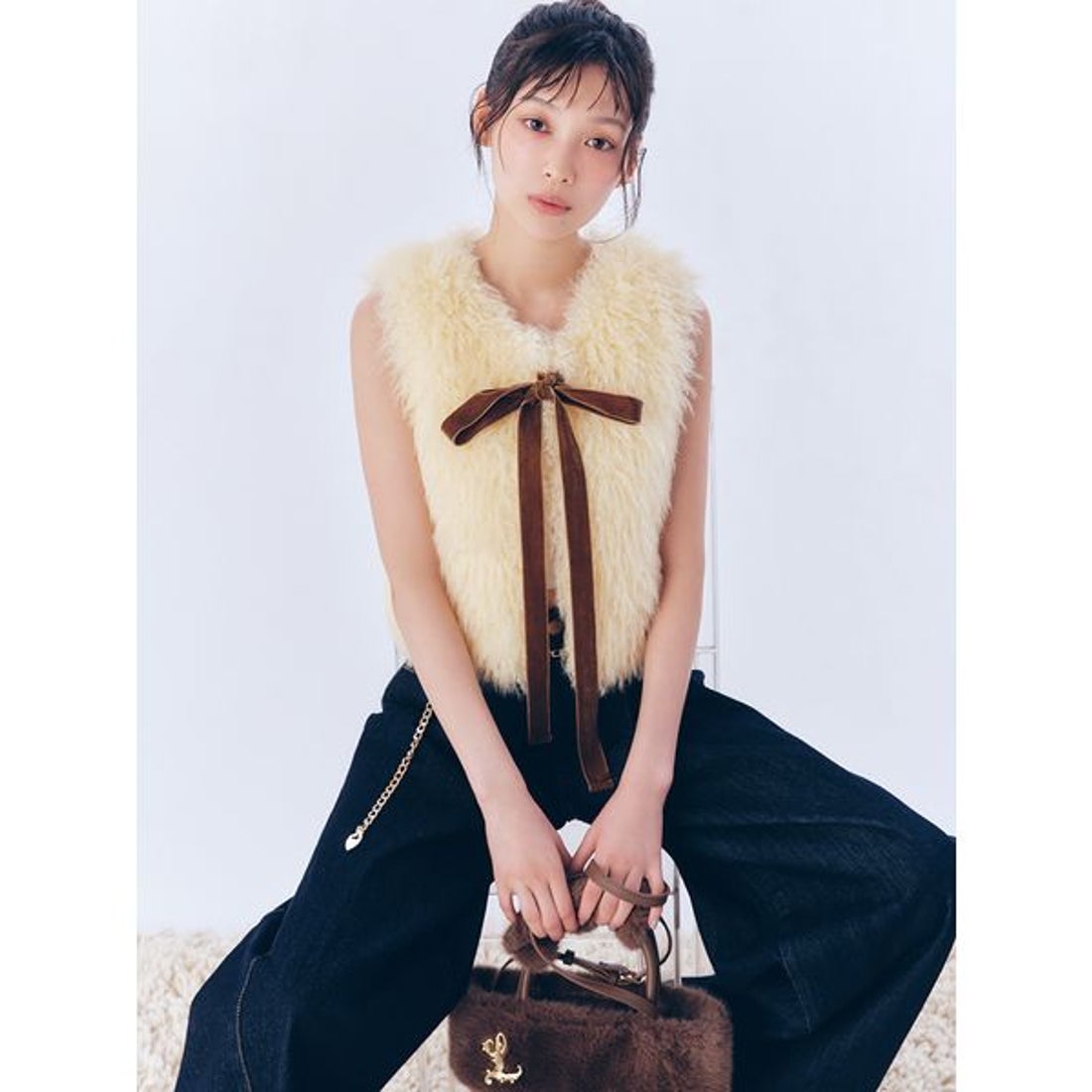 リリーブラウン LILY BROWN ベロアリボンファーベスト （WHT