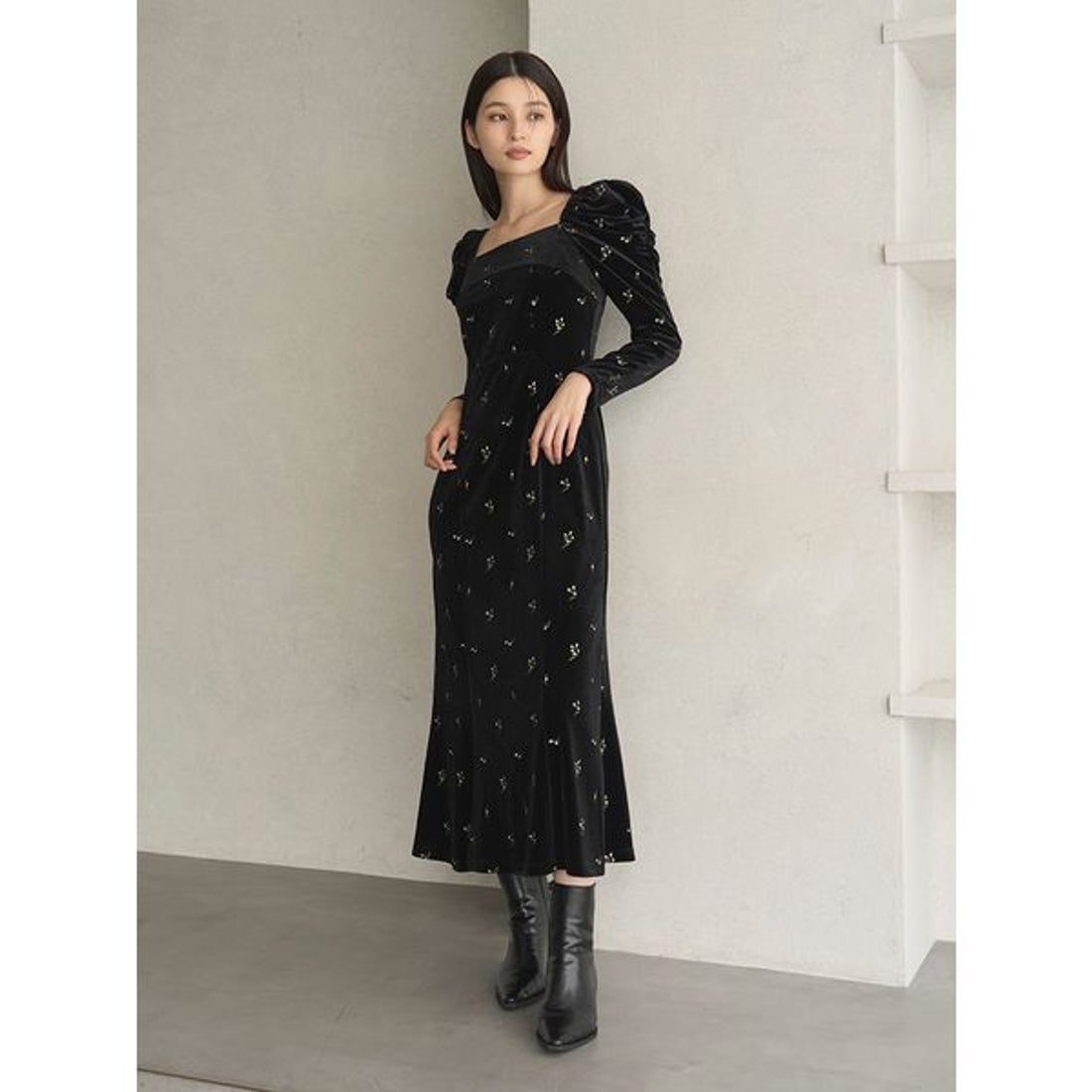 リリーブラウン LILY BROWN フラワーエンブロイダリーギャザーベロア