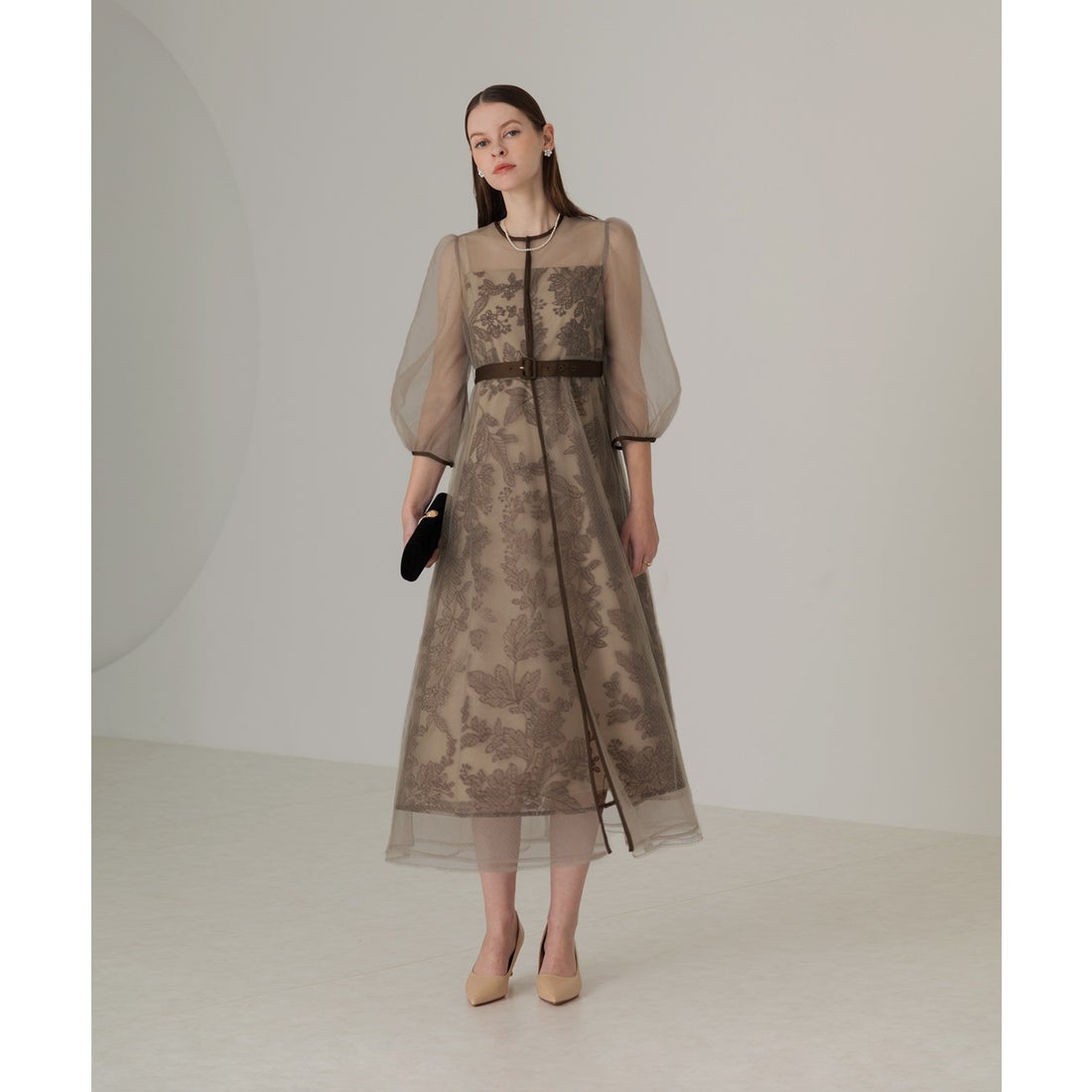 レジャ Leja チュールパイピングリーフベルトAラインドレスワンピース