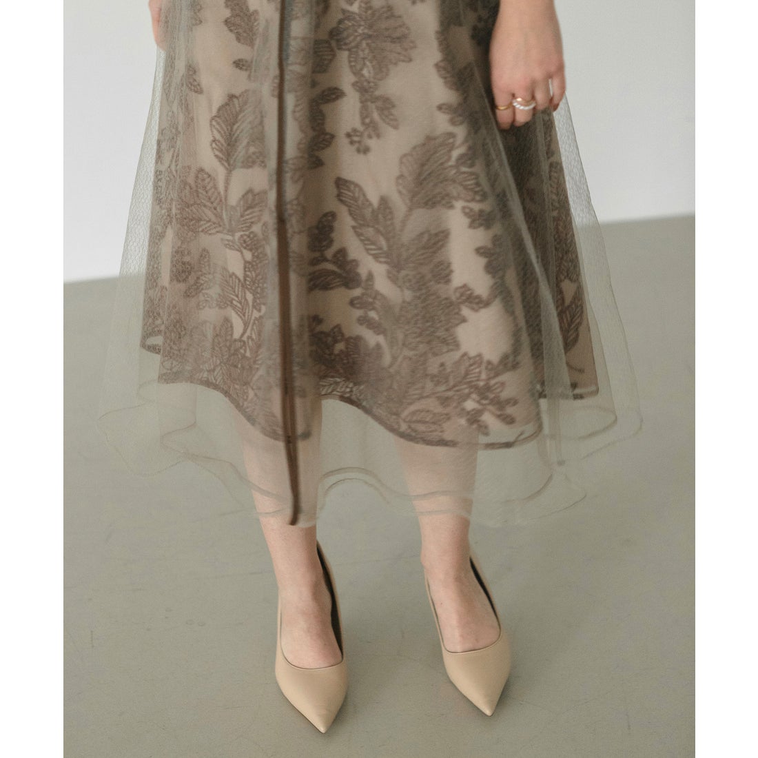 レジャ Leja チュールパイピングリーフベルトAラインドレスワンピース