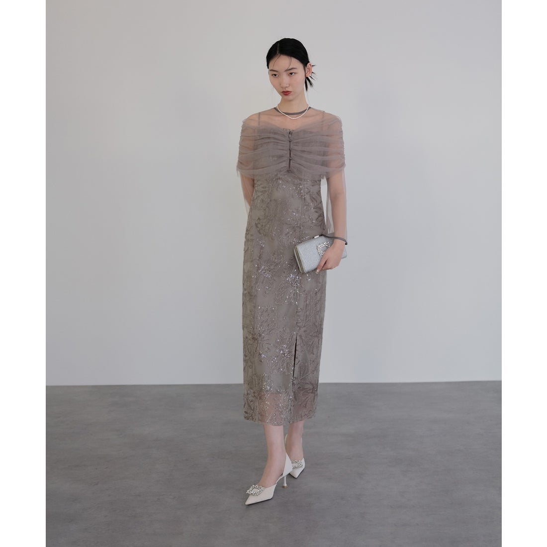 レジャ Leja チュールオフショルダー花柄Iラインドレスワンピース美脚