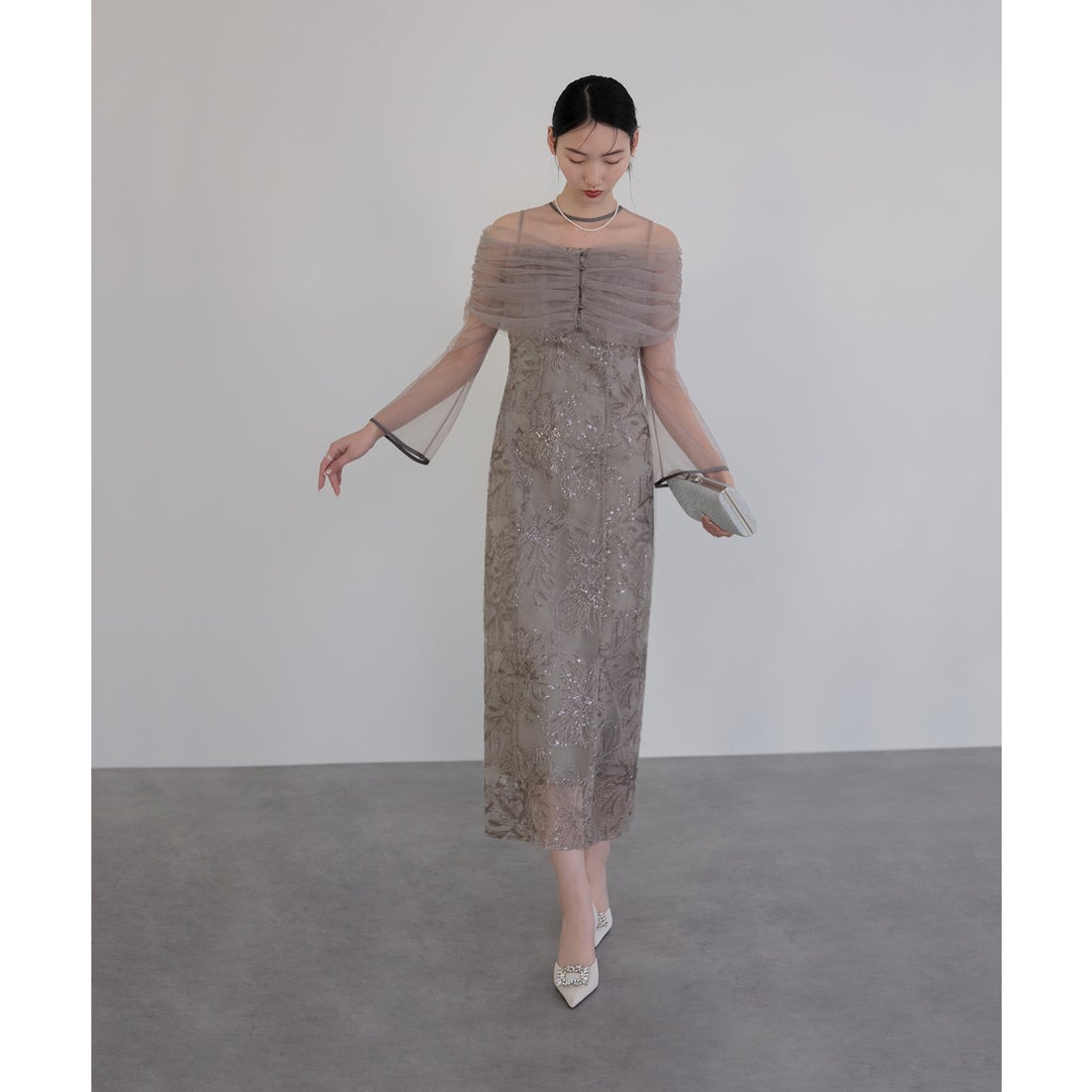 レジャ Leja チュールオフショルダー花柄Iラインドレスワンピース美脚