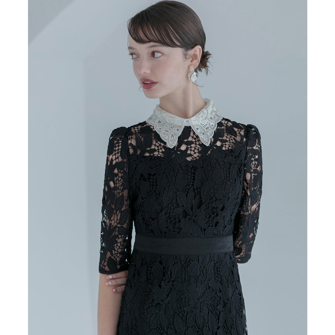 レジャ Leja 花柄レースビジューカラーAラインドレスワンピース美脚