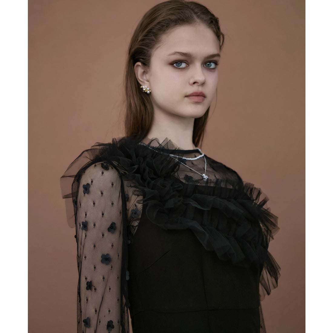 レジャ Leja フラワーモチーフアシンメトリーチュールマーメイド