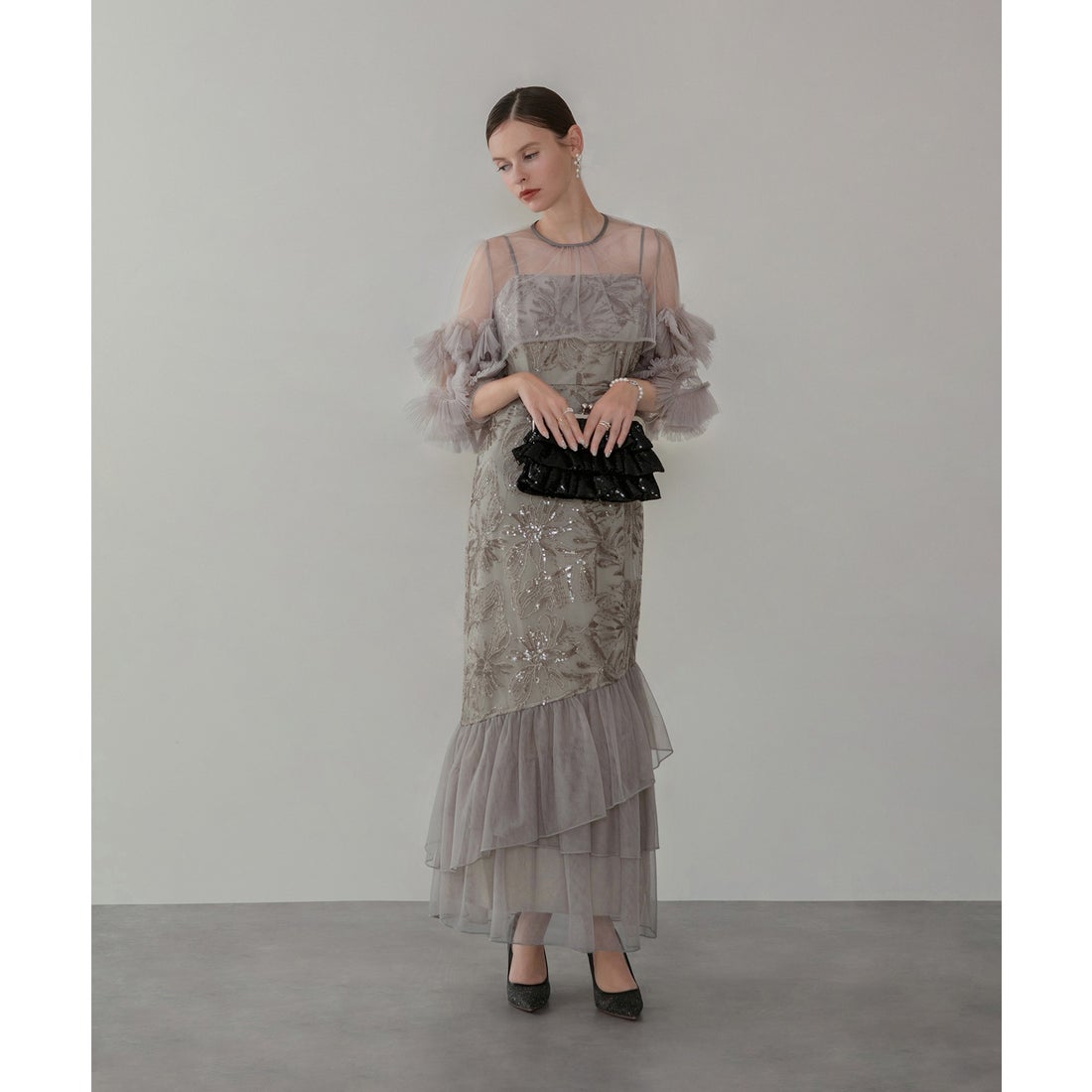 レジャ Leja フラワースパンコールチュールフリルスリーブIライン