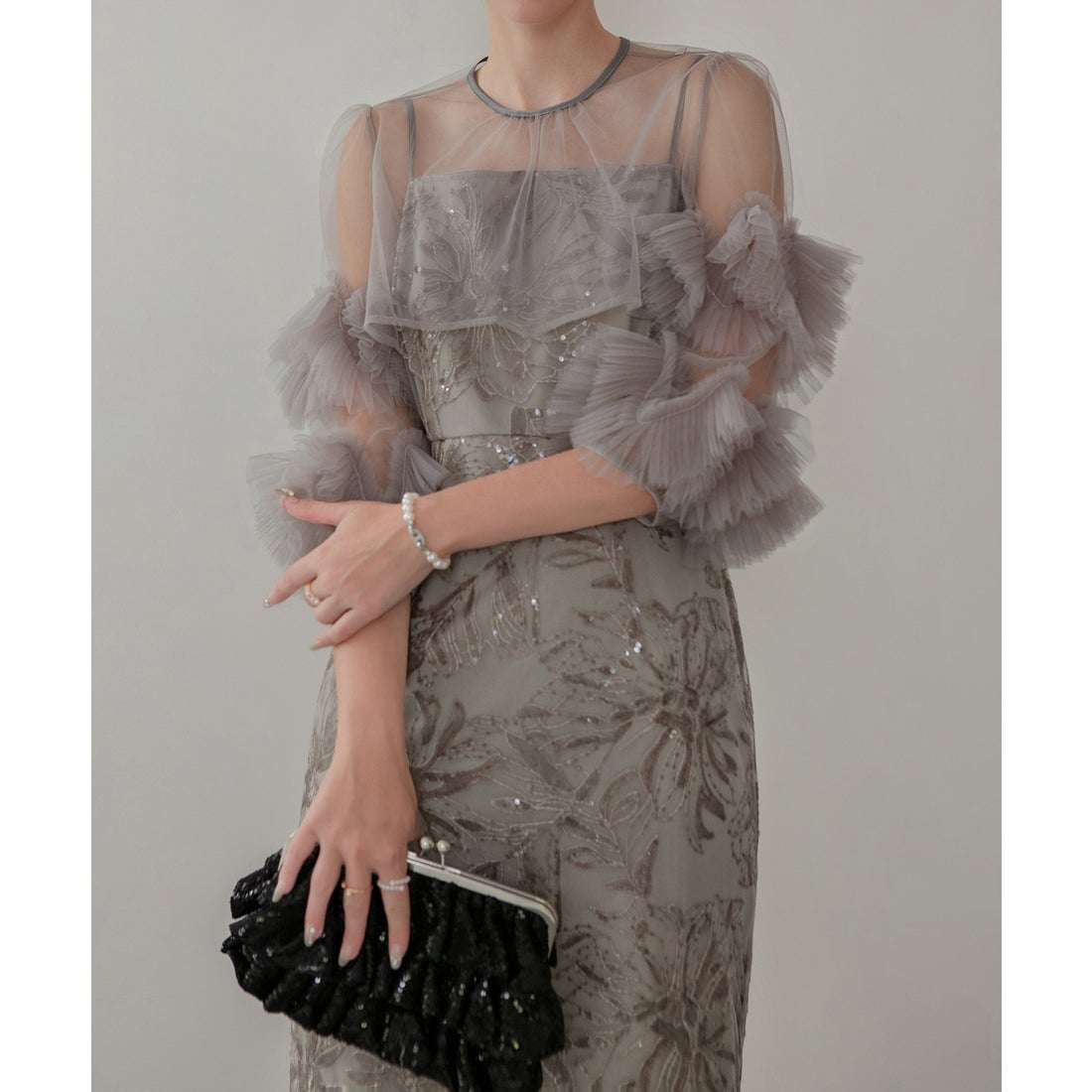 レジャ Leja フラワースパンコールチュールフリルスリーブIライン