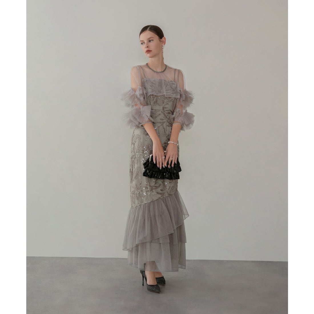 レジャ Leja フラワースパンコールチュールフリルスリーブIライン