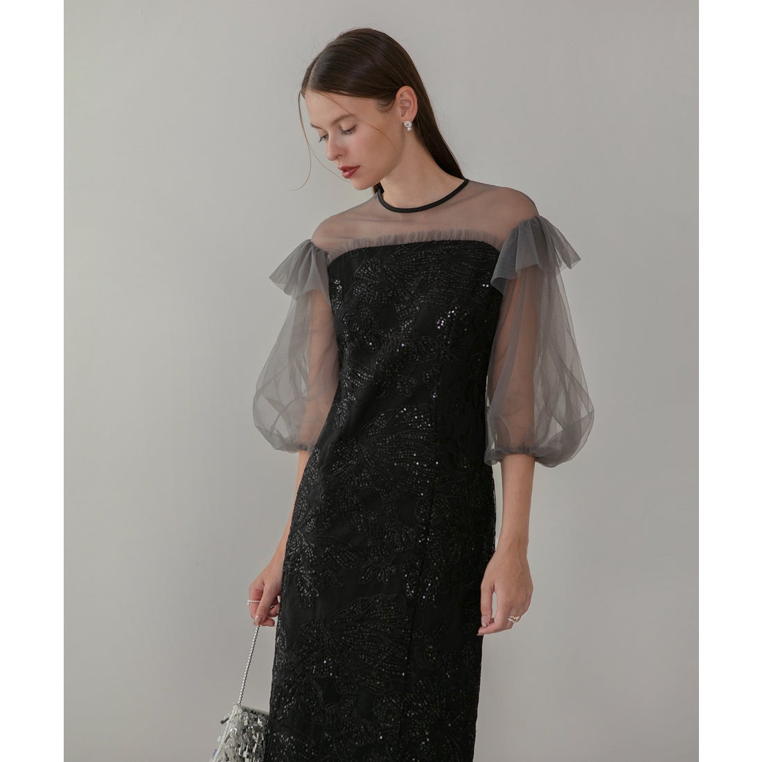 レジャ Leja フラワースパンコールシアーフリルスリーブIライン