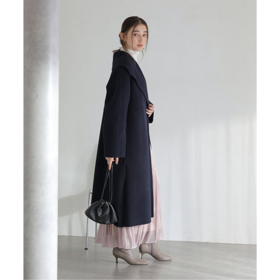 ラ トータリテ La Totalite 《予約》リバーロングコート （ネイビー