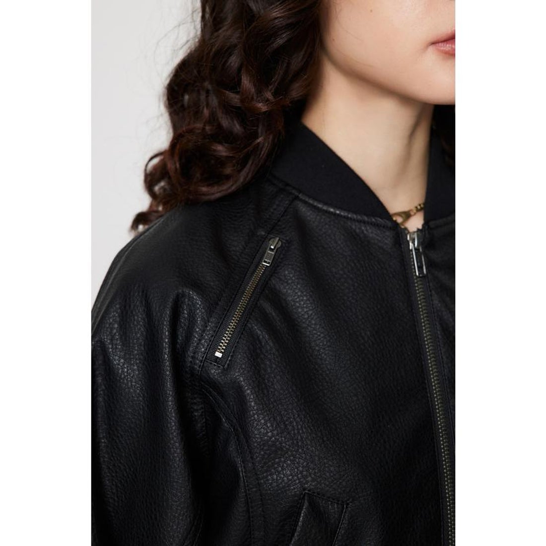 ラグア ジェム LAGUA GEM CROPPED FAUX LEATHER ブルゾン （BLK