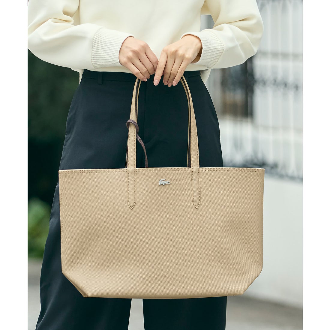 ラコステ LACOSTE ANNA リバーシブル トートバッグ （ブラック） -靴