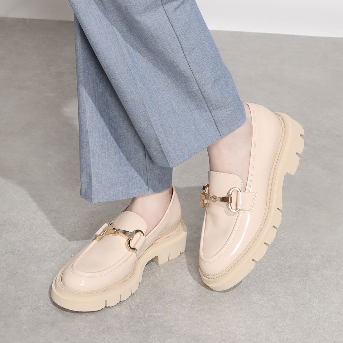 ルカ グロッシ Luca Grossi 厚底ローファー （アイボリー