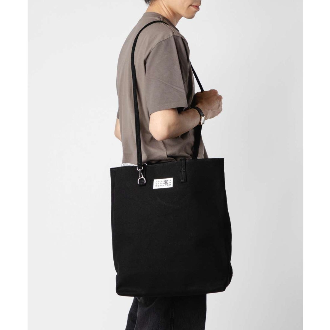 エムエムシックス メゾン マルジェラ MM6 Maison Margiela SB5WC0011