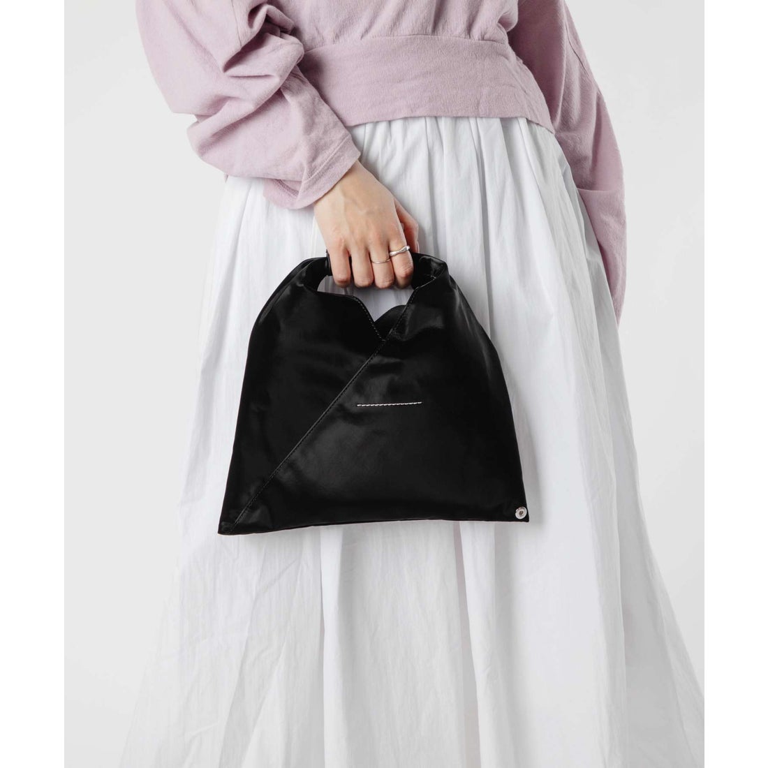 エムエムシックス メゾン マルジェラ MM6 Maison Margiela SB6WD0013