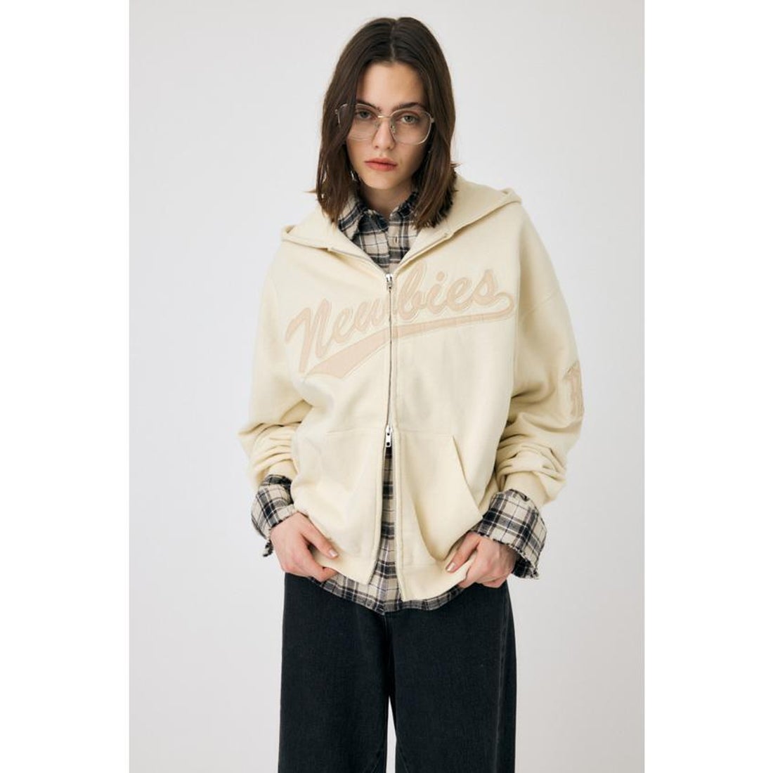 マウジー MOUSSY PATCHED OVERSIZED ジップパーカー （IVOY3