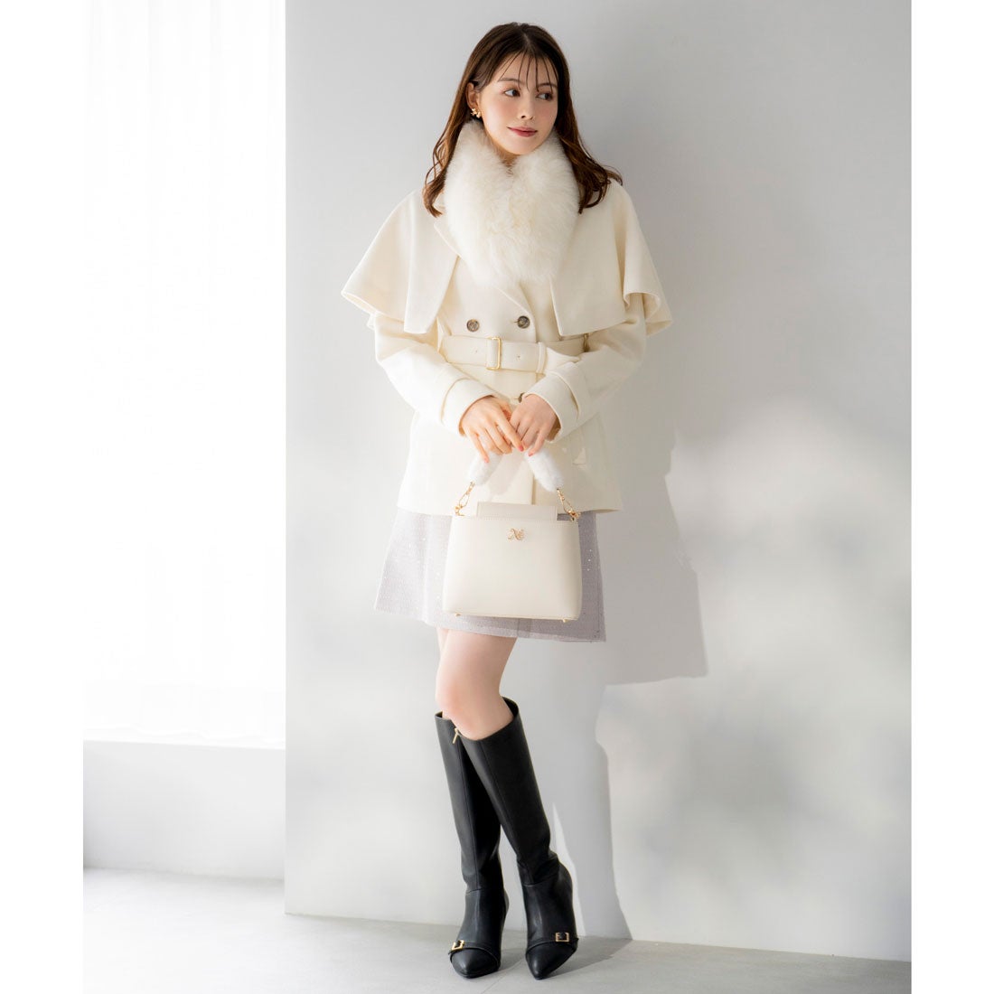 ノエラ NOELA ケープ2WAYミディウールコート （オフホワイト