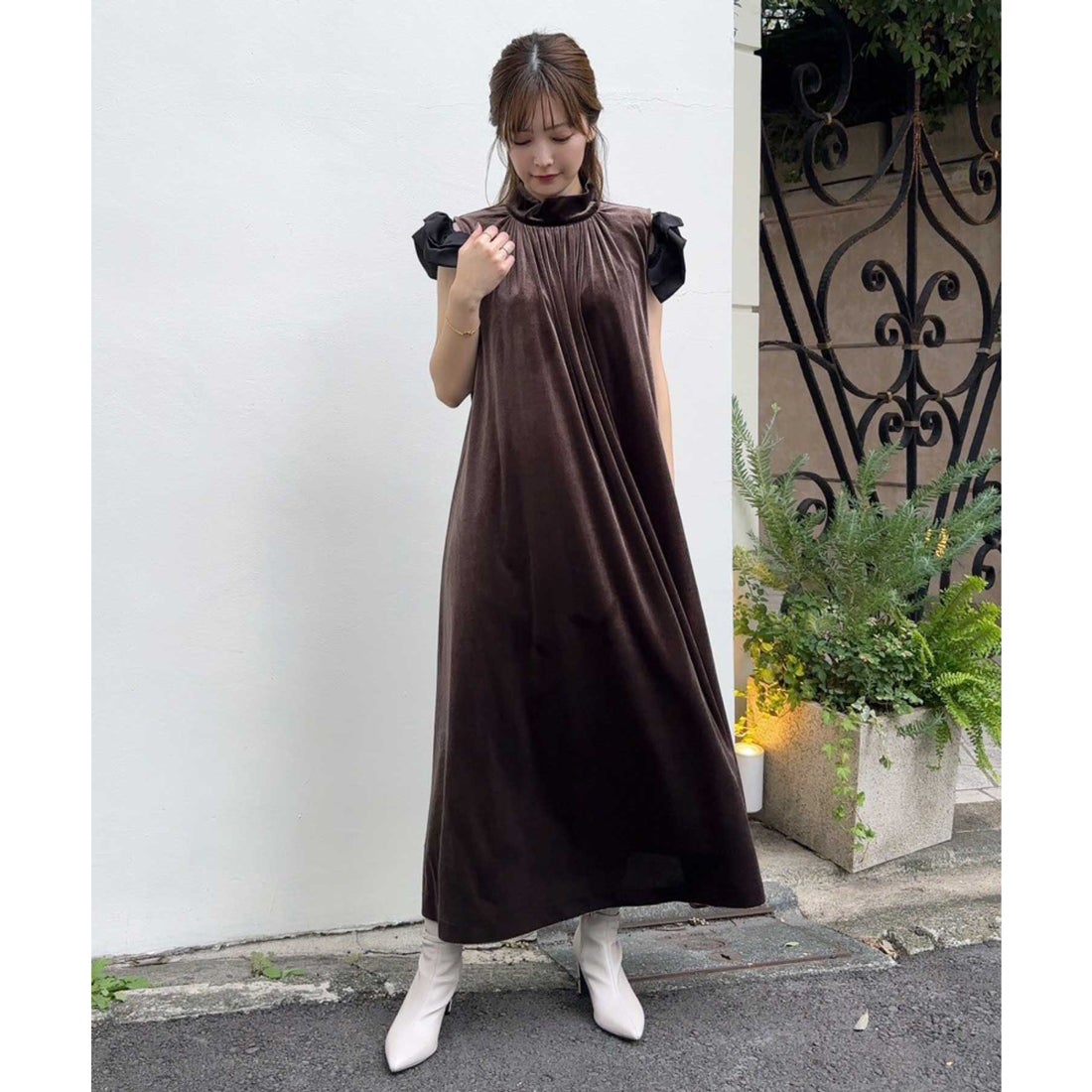 ノエラ NOELA 【WEB限定】ベロアワンピース （チャ） -アウトレット