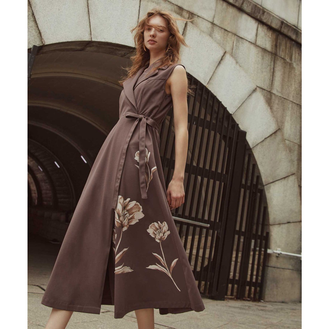 ノエラ NOELA ビーズフラワートレンチワンピース （モカ