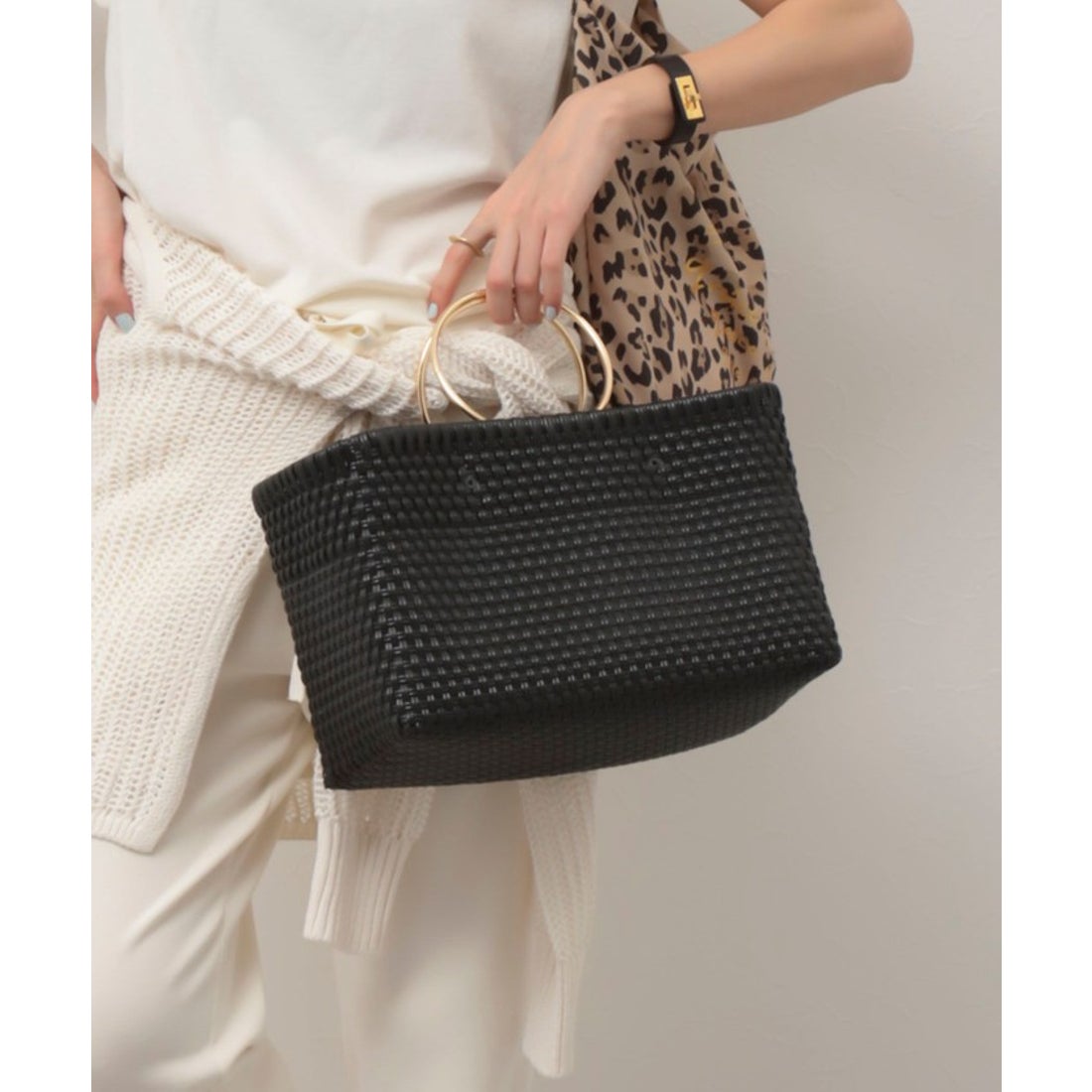 ノーリーズ NOLLEY'S SANRAMI リングハンドルメルカドバッグ