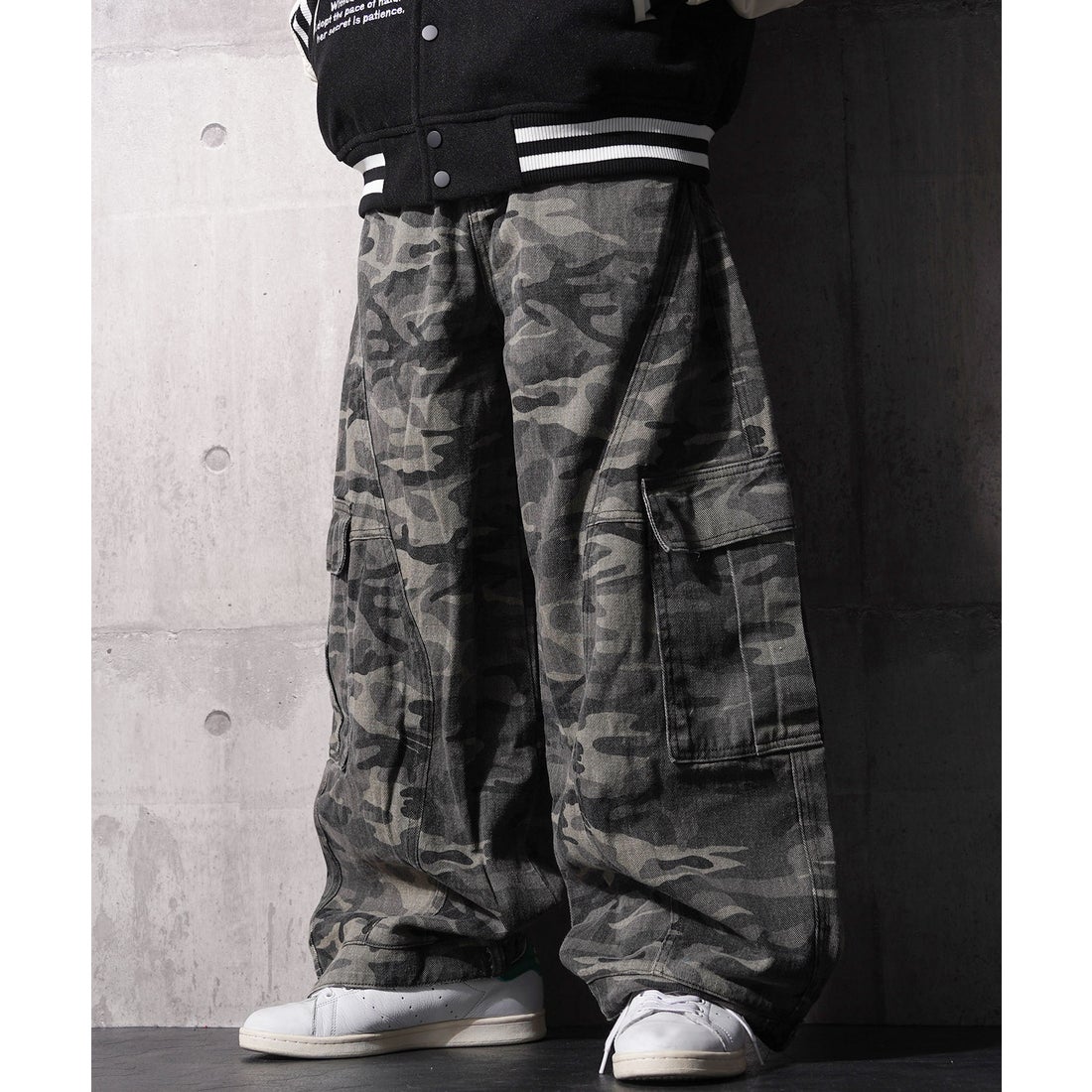 ワンフォークロージング 1111clothing カモフラ バレルレッグ カーゴ