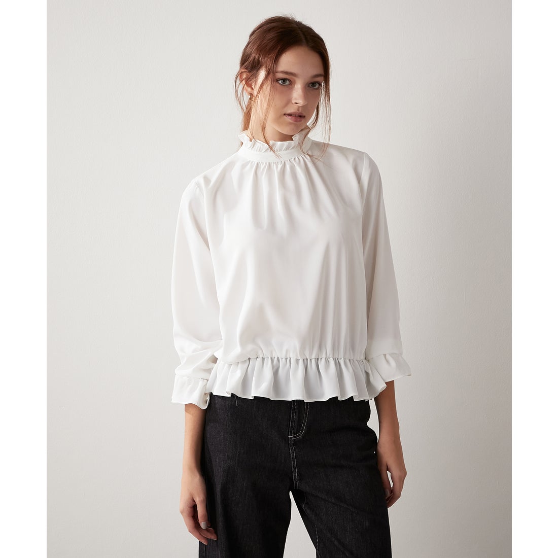 ルスークホリデー LE SOUK HOLIDAY ネックフリルブラウス （オフ