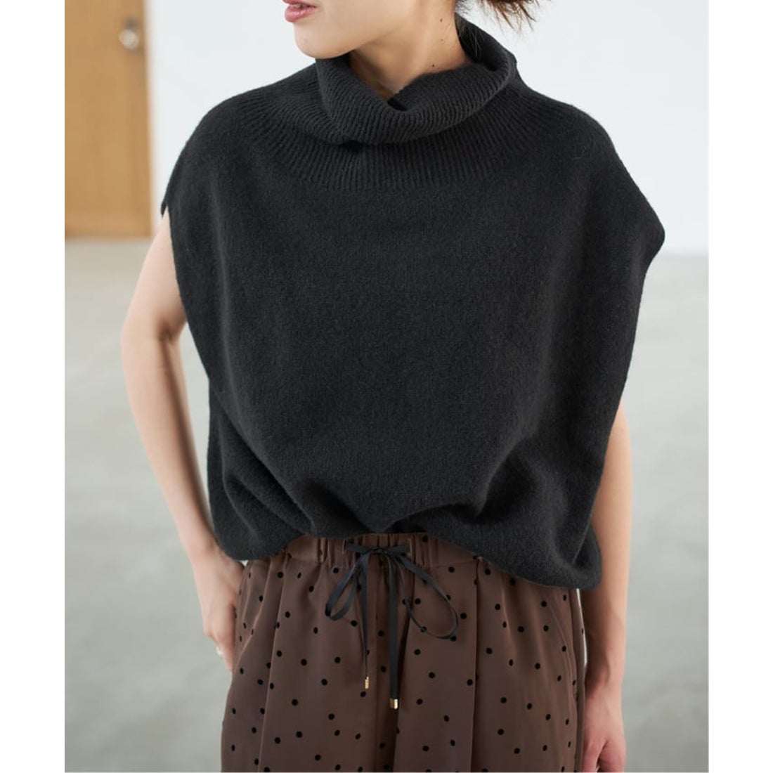 スピック＆スパン Spick & Span オフタートルニットベスト （ベージュ